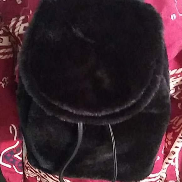 COPY - Furry Plush Backpack NWT - Picture 3 of 12